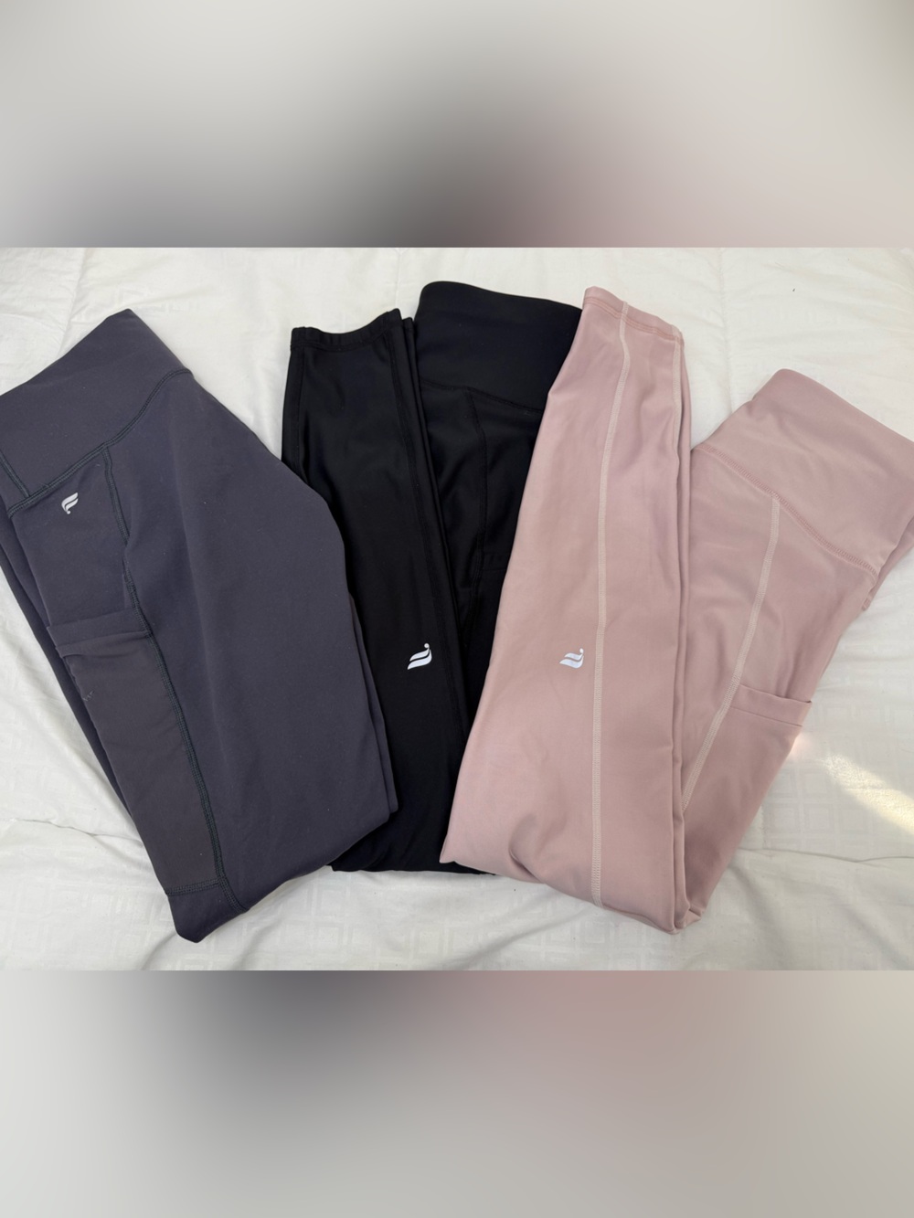 Fabletics bundle leggings